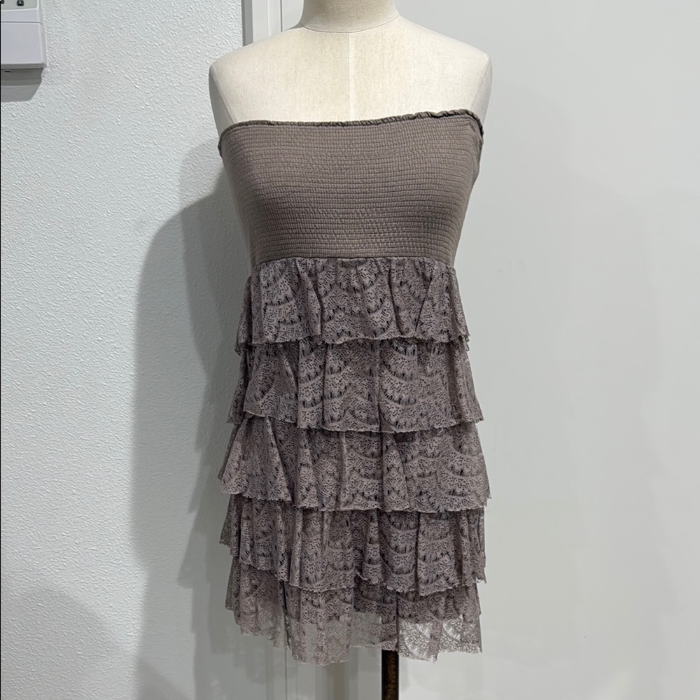Forever 21 Elegant Taupe Strapless Lace Tiered Mini Dress - L - Picture 2 of 12